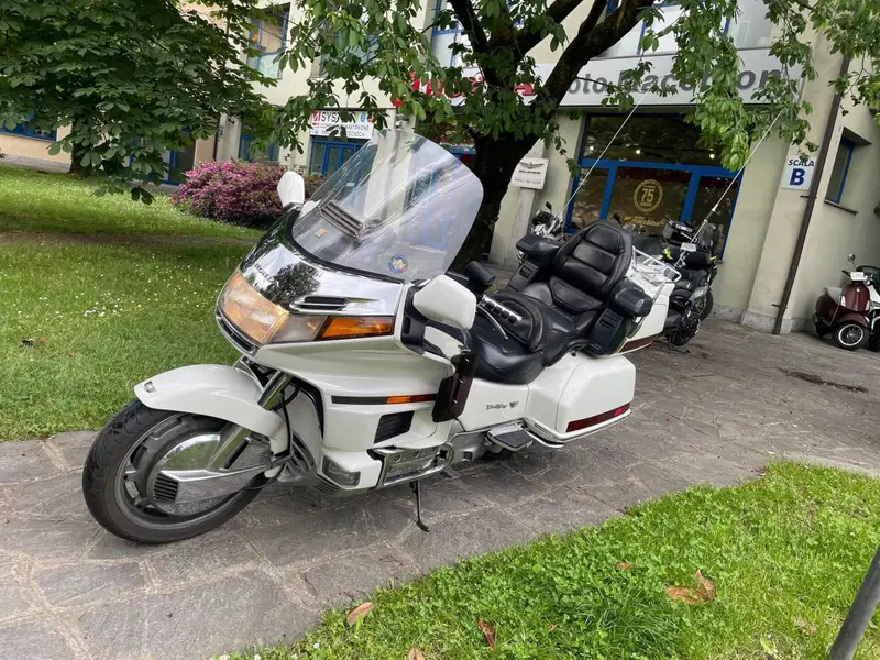 Honda GL 1500 Gold Wing (1994 - 99) (2)
