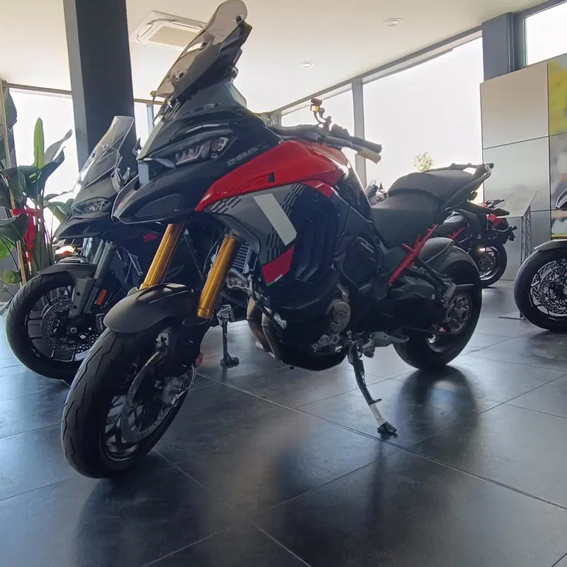 Ducati Multistrada V4 Pikes Peak (2025 - 26) (2)