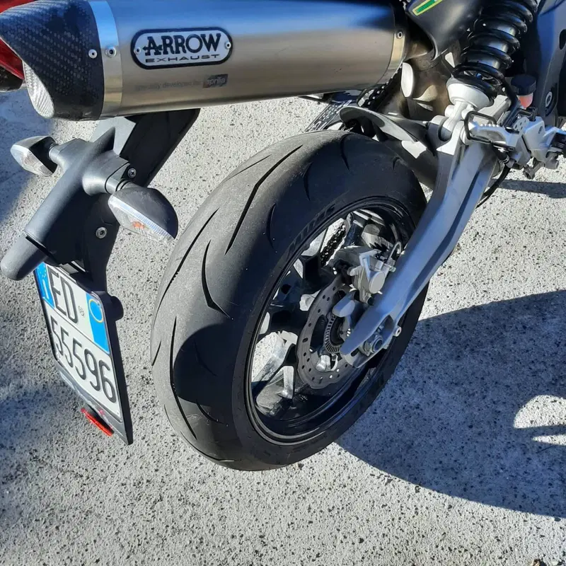 Aprilia Dorsoduro 750 ABS (2009 - 17) (3)