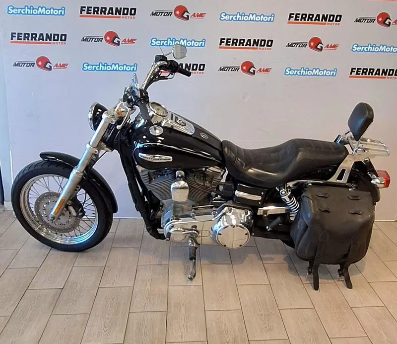 Harley-Davidson 1584 Super Glide Custom (2008 - 13) - FXDC (3)