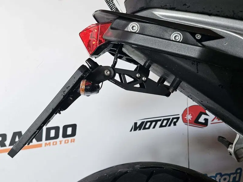 KTM 690 Duke R (2010 - 15) (5)