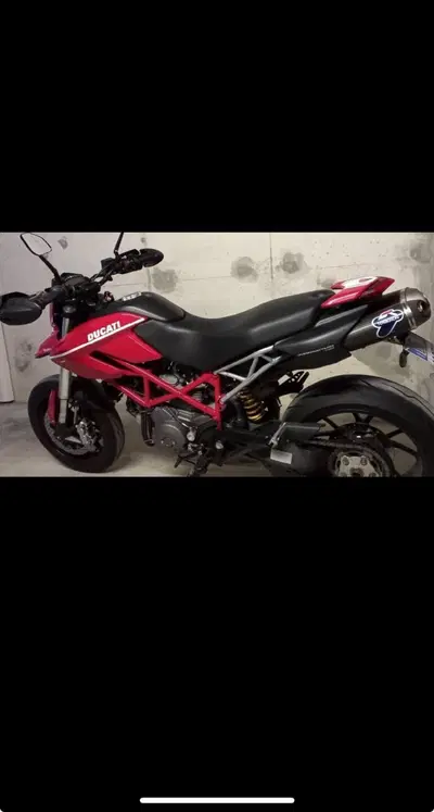Ducati Hypermotard 796 (2012) usata