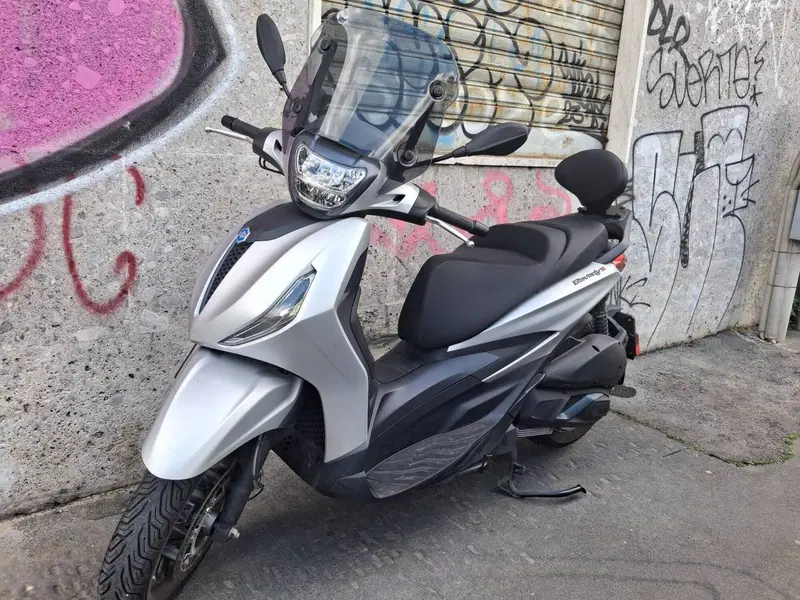 Piaggio Beverly 300 S ABS-ASR (2021 - 25)