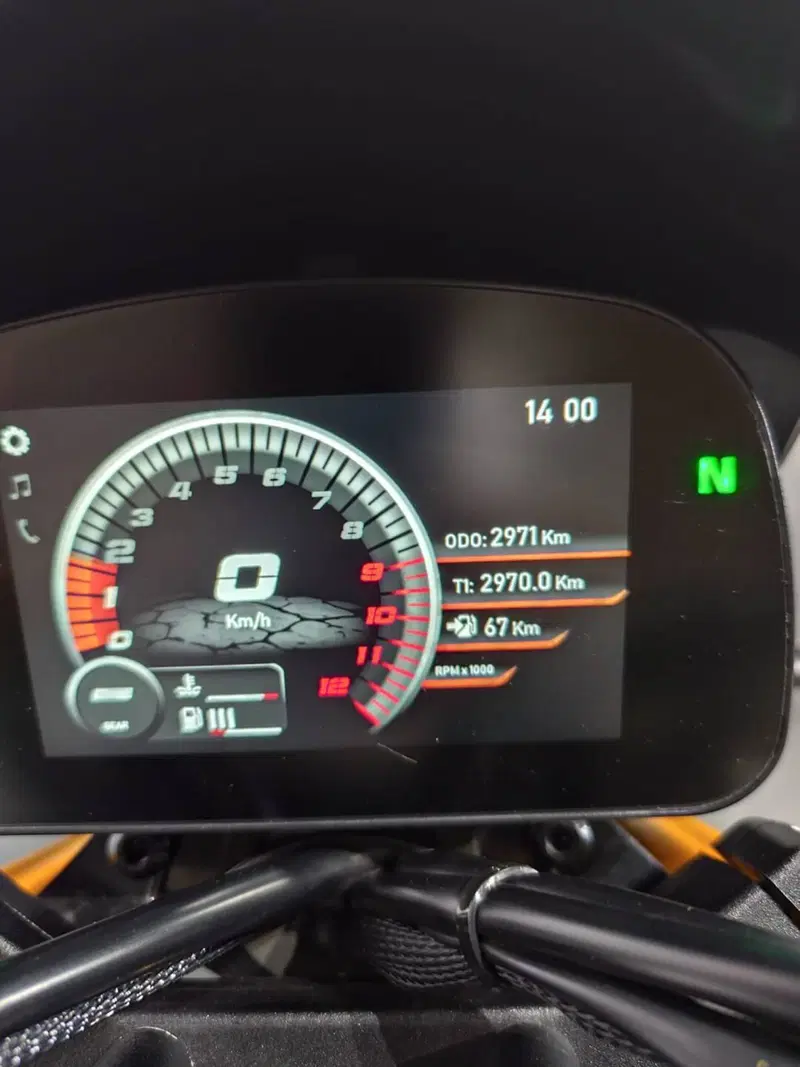 Moto Morini SEIEMMEZZO SCR (2022 - 26) (8)