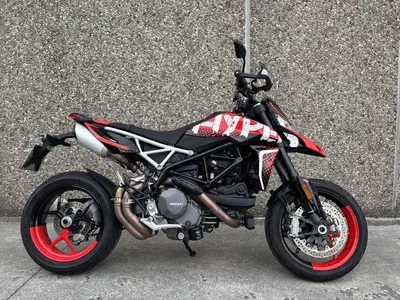 Ducati Hypermotard 950 RVE (2022 - 25) usata
