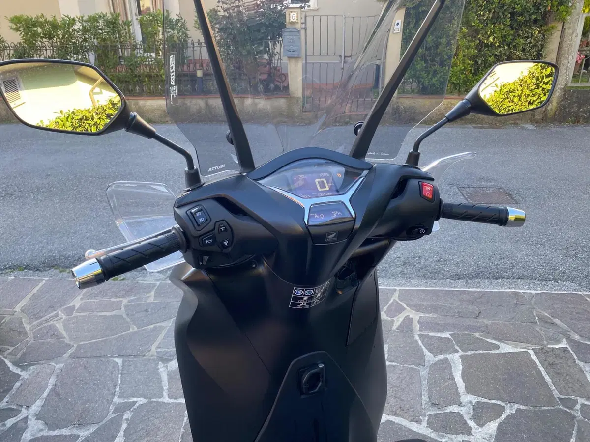 Honda SH 350 Sport (2021 - 24) (9)