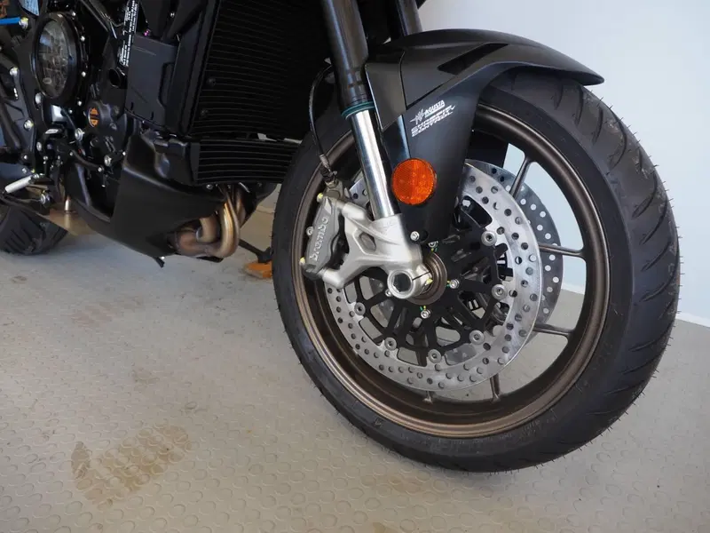 MV Agusta Turismo Veloce 800 Lusso SCS (2021 - 26) (5)