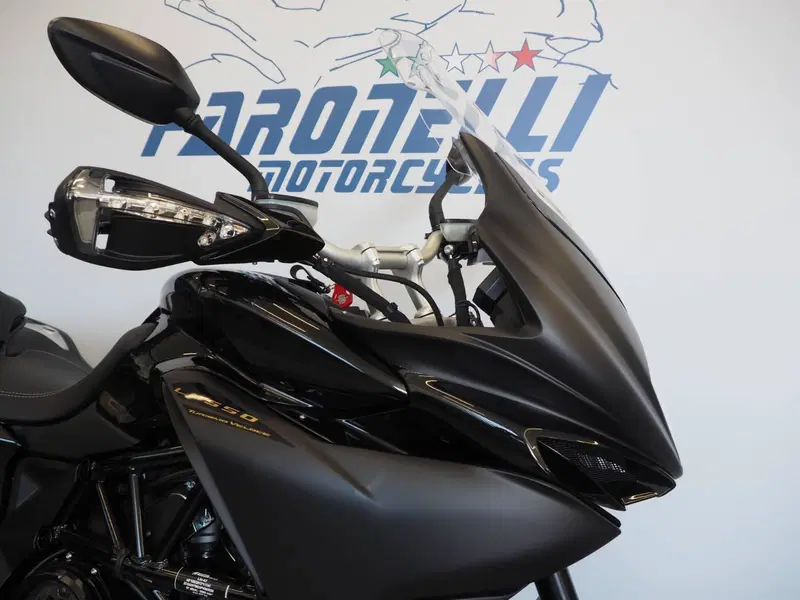 MV Agusta Turismo Veloce 800 Lusso SCS (2021 - 26) (6)