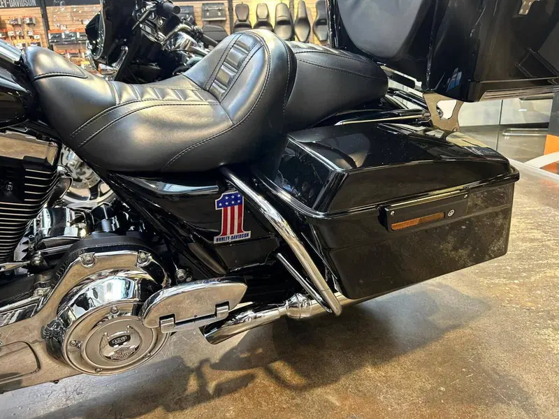 Harley-Davidson 1450 Street Glide (2006 - 07) - FLHX (3)