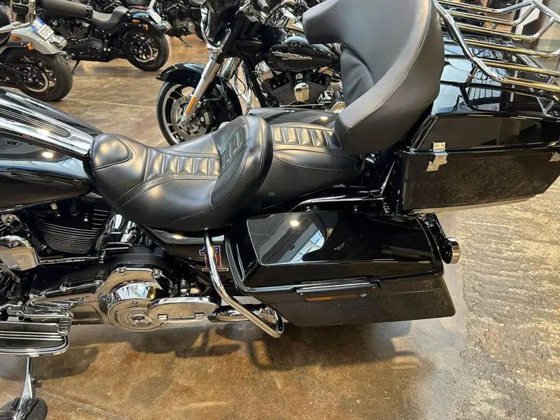 Harley-Davidson 1450 Street Glide (2006 - 07) - FLHX (8)