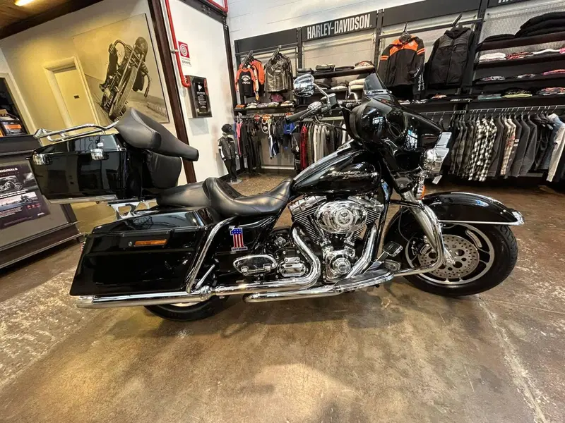Harley-Davidson 1450 Street Glide (2006 - 07) - FLHX (17)