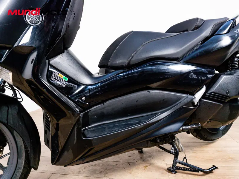 Yamaha X-Max 250 Iron Max ABS (2016) (9)
