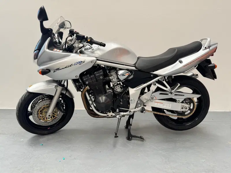 Suzuki GSF 1200S Bandit (2006)