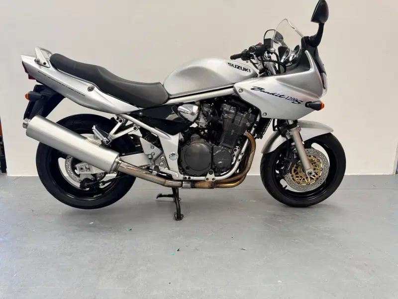 Suzuki GSF 1200S Bandit (2006) (9)