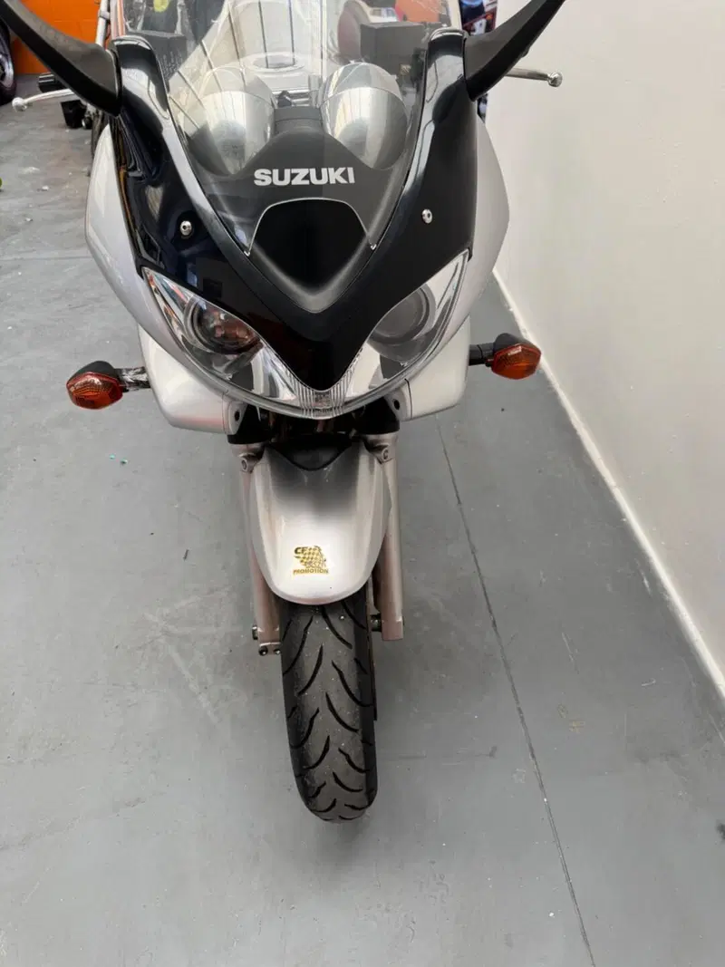 Suzuki GSF 1200S Bandit (2006) (12)