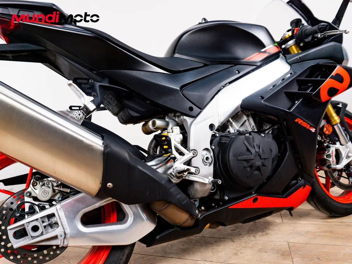 Aprilia RSV4 1100 (2025 - 26) (3)