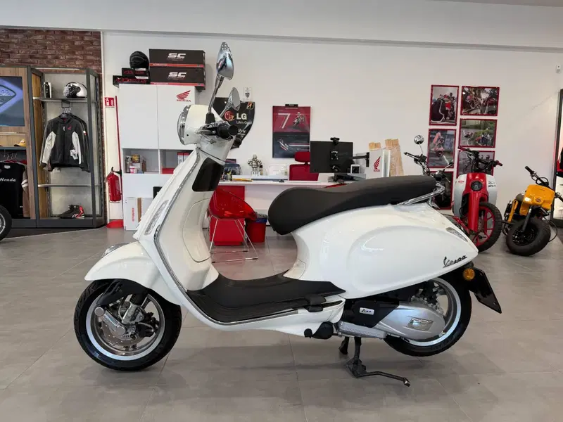 Vespa Primavera 125 (2024 - 25) (3)