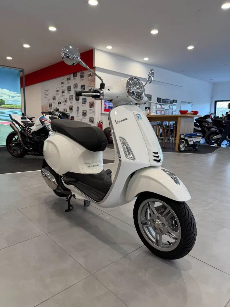 Vespa Primavera 125 (2024 - 25) (6)