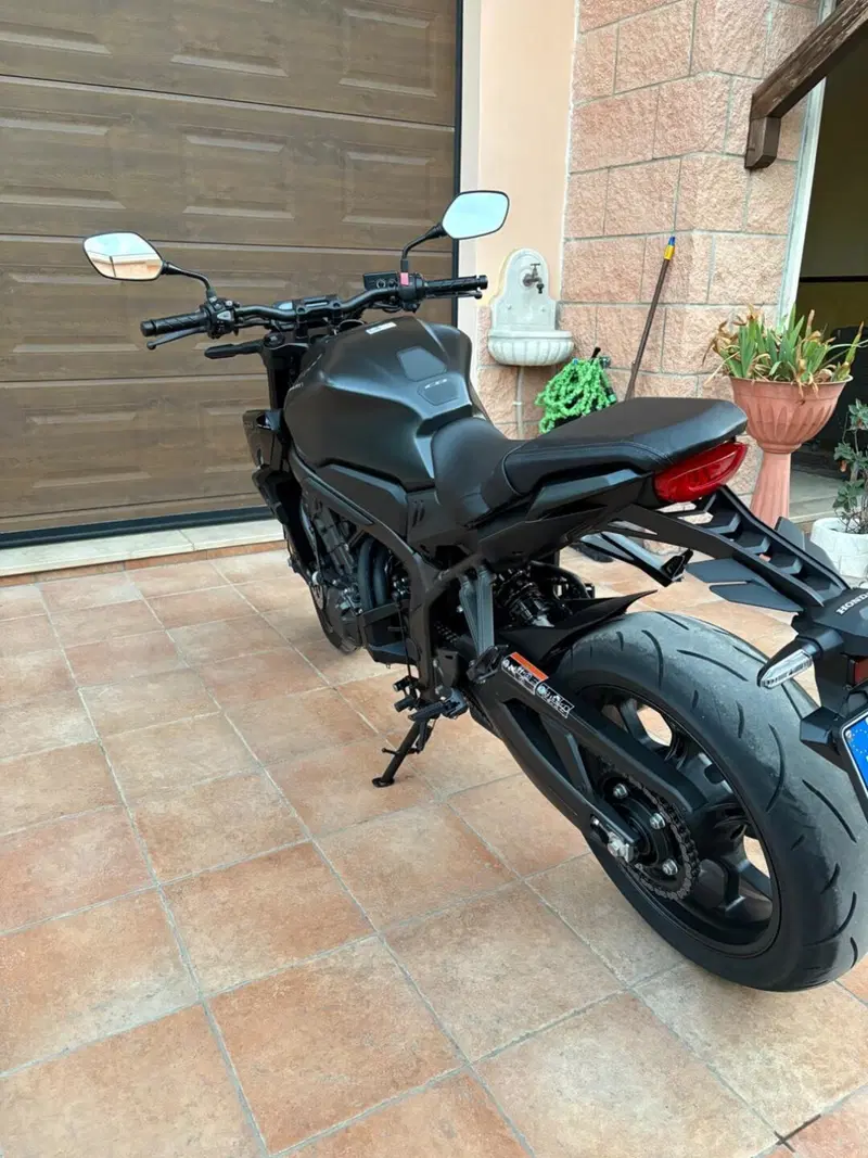 Honda CB 650 R (2021 - 23) (3)
