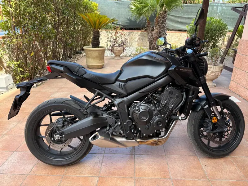 Honda CB 650 R (2021 - 23) (4)