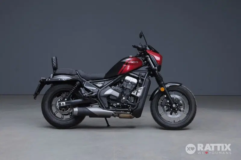 Moto Morini Calibro Custom (2024 - 26) (4)