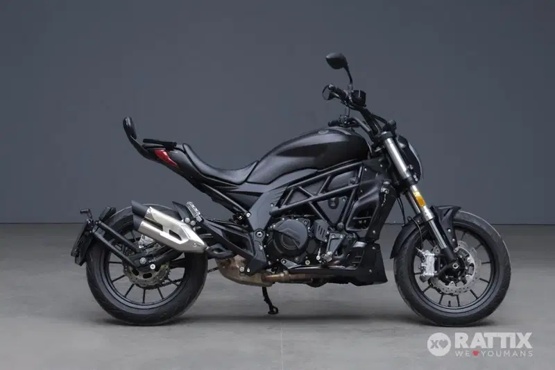 Benelli 502 C (2021 - 25) (4)