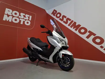 Suzuki Burgman 400 (2022 - 24) usata