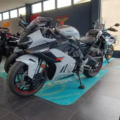 CFMOTO 675SR-R (2025 - 26) nuova