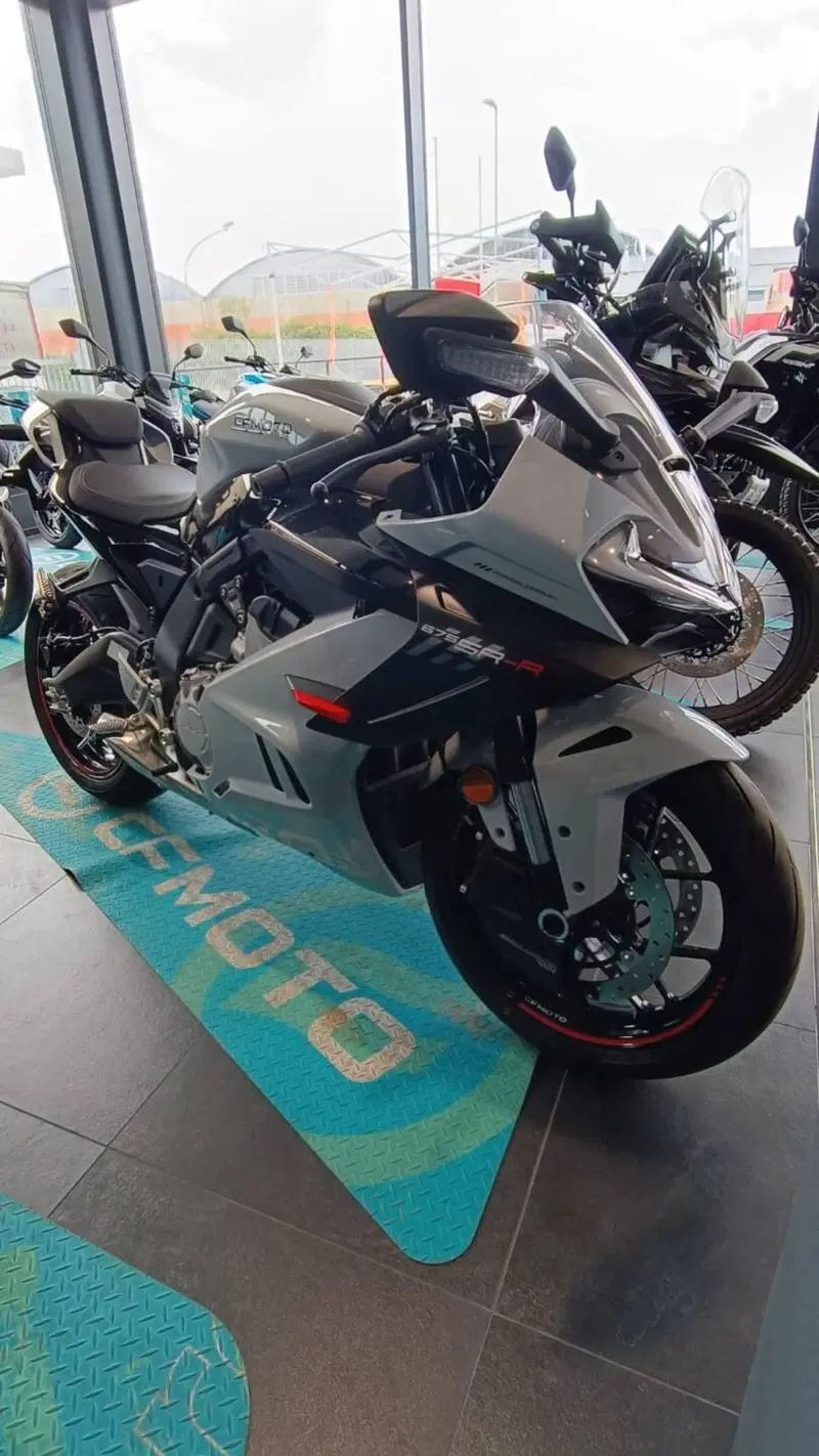 CFMOTO 675SR-R (2025 - 26) (2)