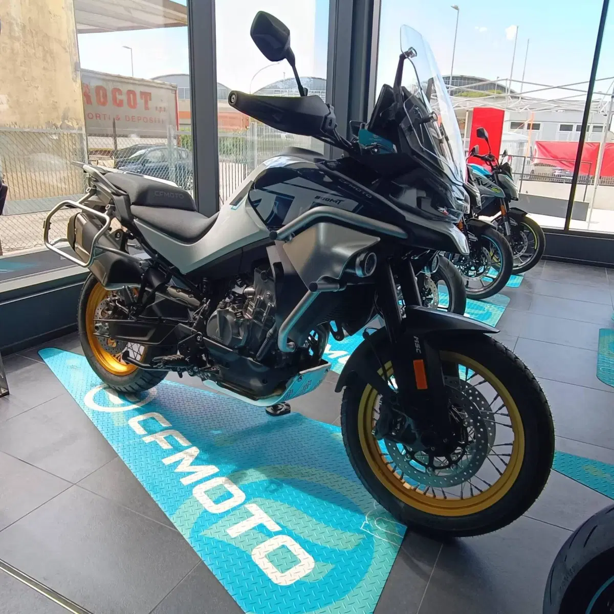 CFMOTO 800MT Explore (2023 - 26)
