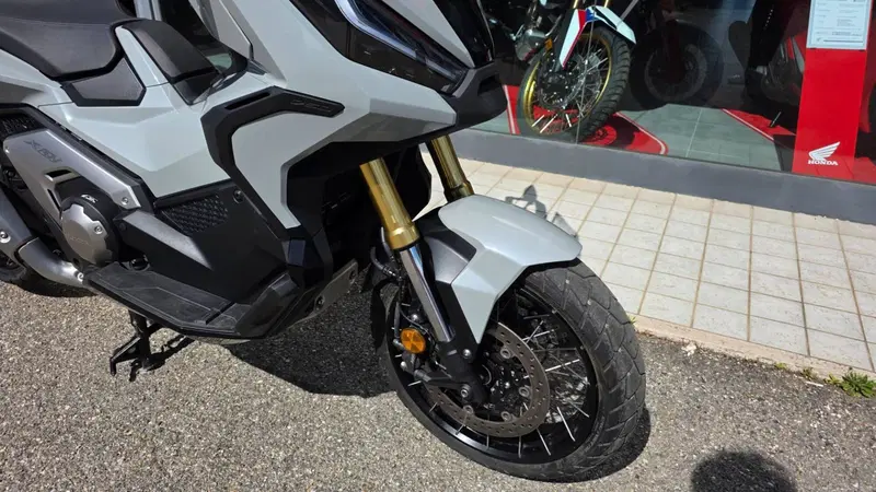 Honda X-ADV 750 DCT (2021 - 24) (6)