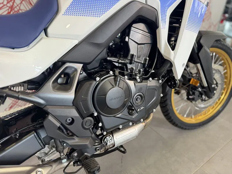 Honda Transalp XL750 (2025) (11)