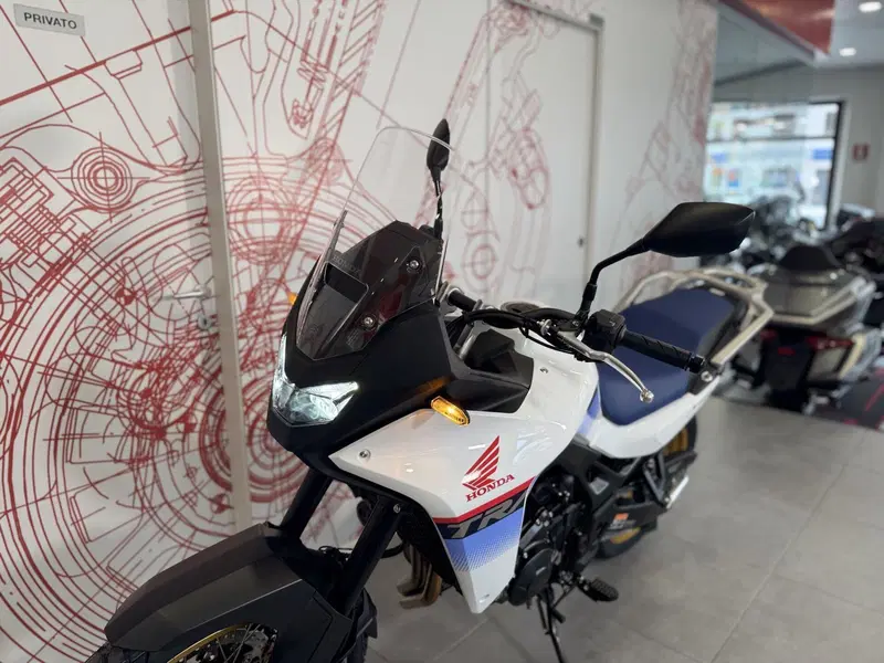 Honda Transalp XL750 (2025) (14)