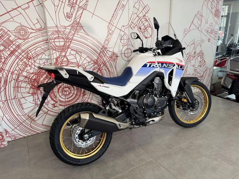 Honda Transalp XL750 (2025) (2)