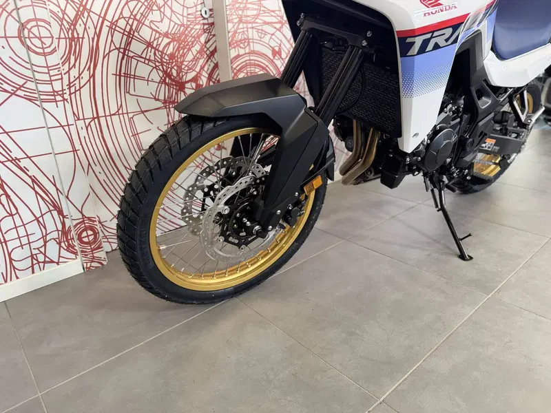Honda Transalp XL750 (2025) (13)