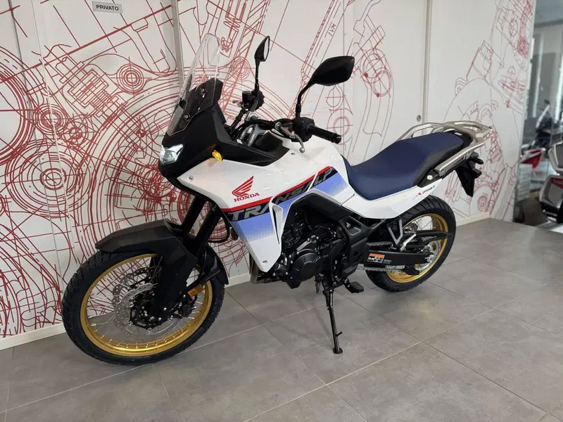 Honda Transalp XL750 (2025) (5)