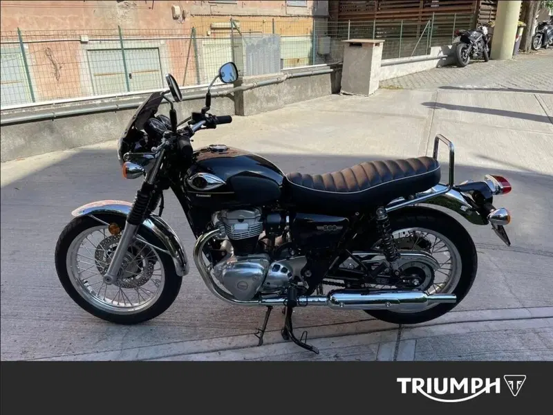 Kawasaki W 800 (2021 - 26) (3)
