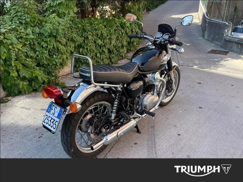 Kawasaki W 800 (2021 - 26) (5)