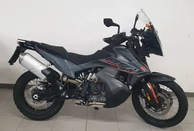 KTM 890 Adventure (2022) usata