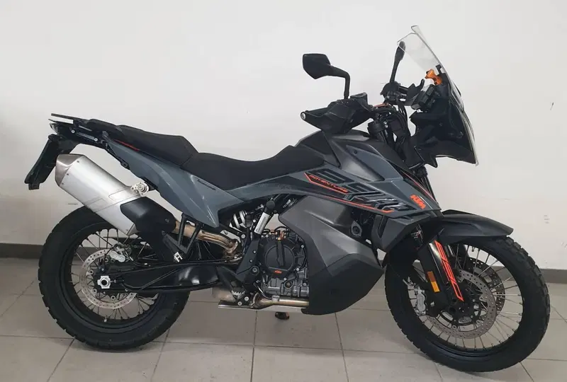 KTM 890 Adventure (2022)