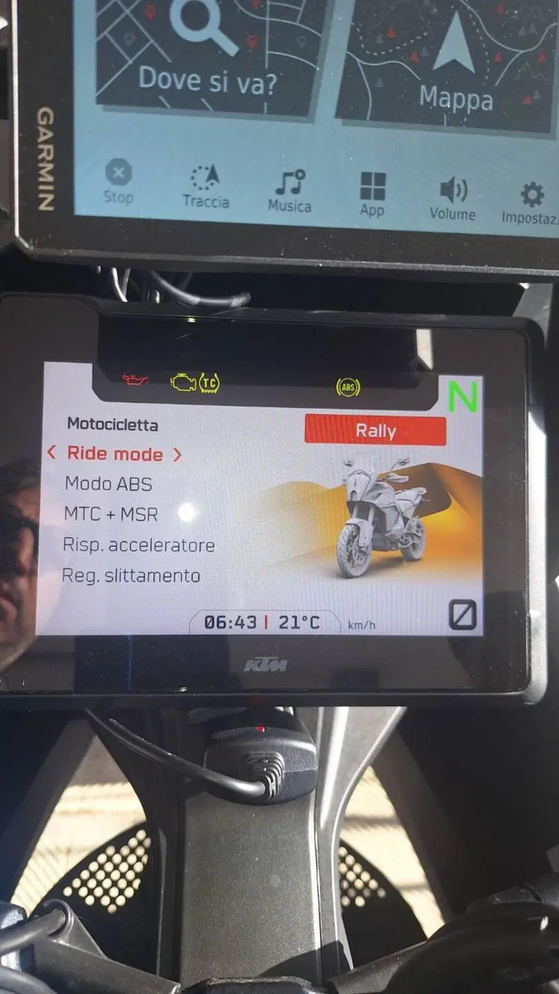 KTM 1290 Super Adventure S (2022 - 25) (9)