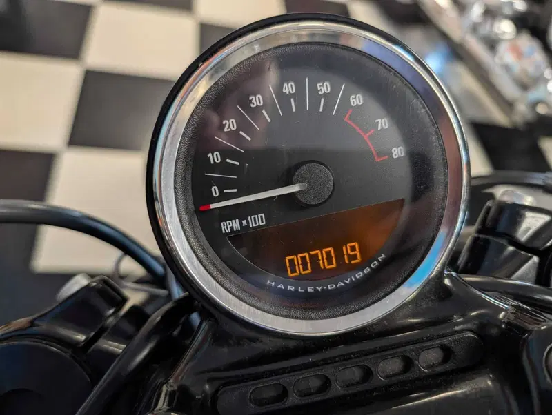 Harley-Davidson XL 1200 CX Roadster (2016 - 18) (7)