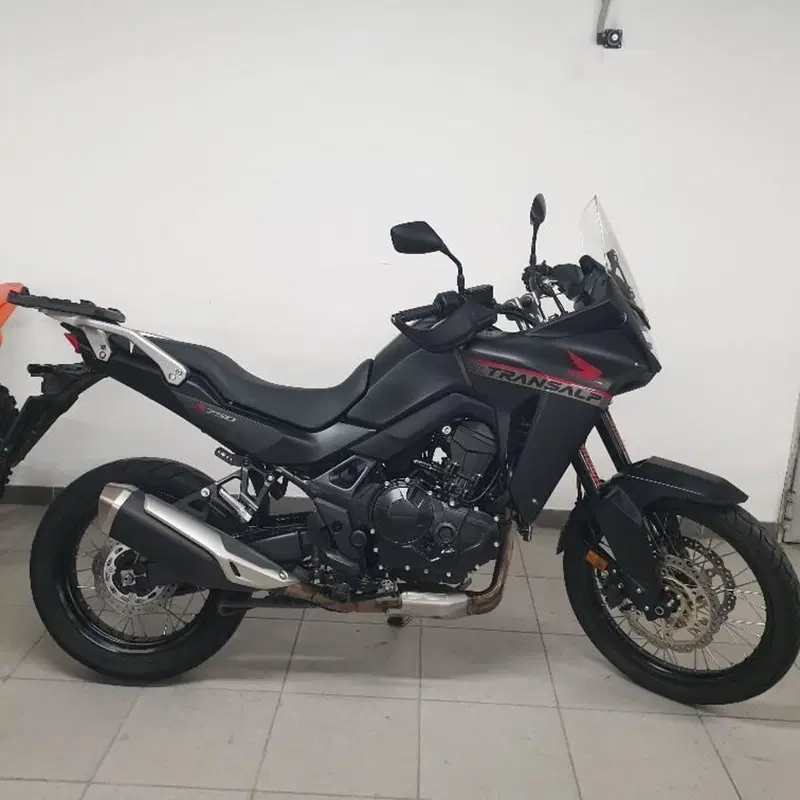 Honda Transalp XL750 (2023 - 24) (4)
