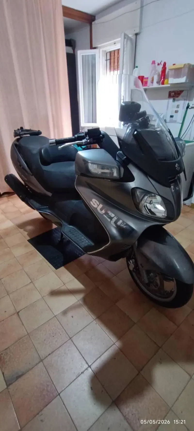 Suzuki Burgman AN 650 Executive ABS (2006 - 12) (4)