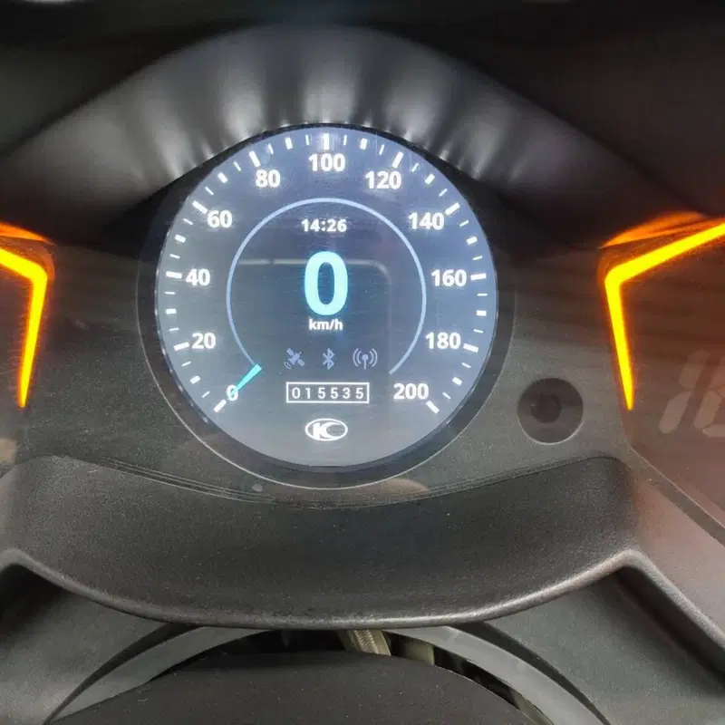 Kymco AK 550 ETS (2021 - 26) (4)