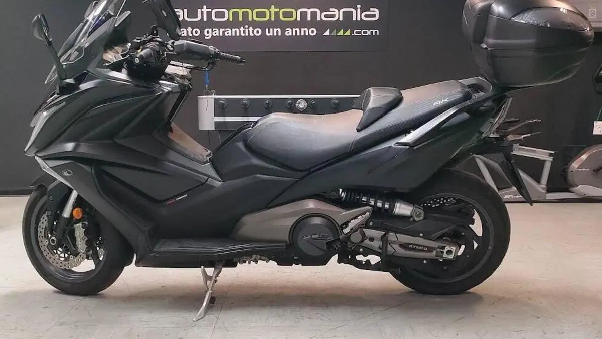 Vendo Kymco AK 550 ETS (2021 - 26) usata a Roma (codice 10012740) - Moto.it