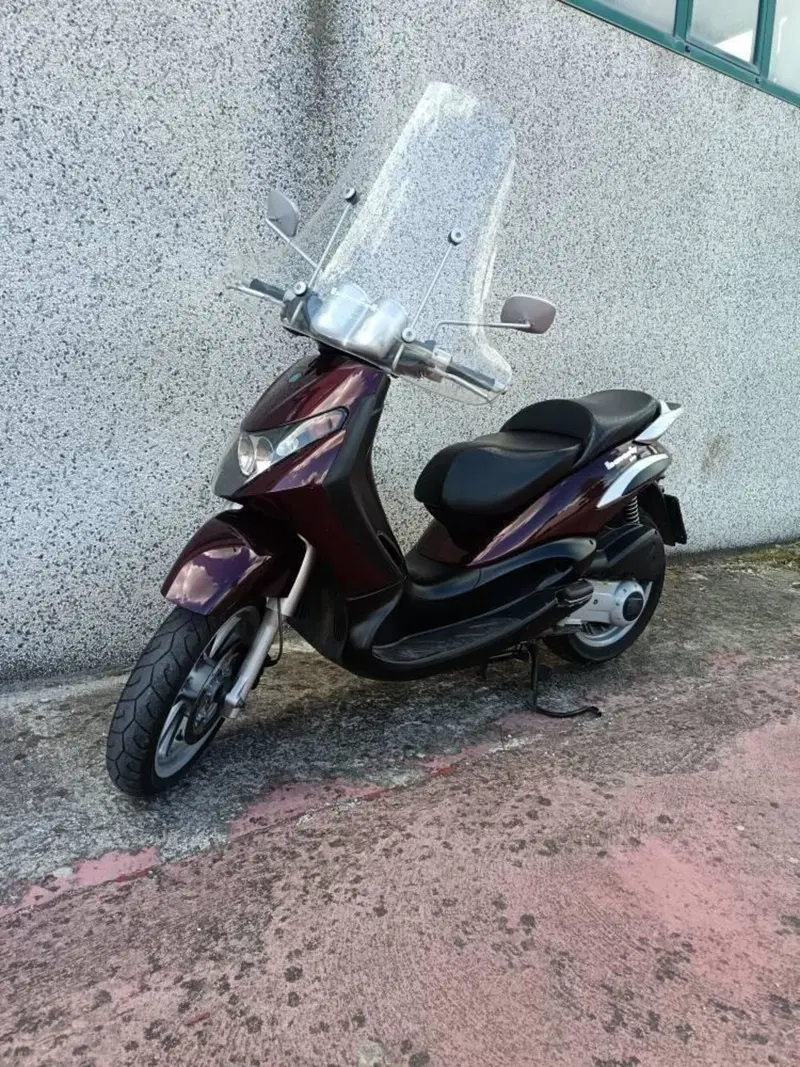 Piaggio Beverly 200 (2002 - 03) (2)