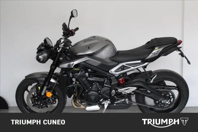 Triumph Street Triple 765 R (2023 - 26) (2)