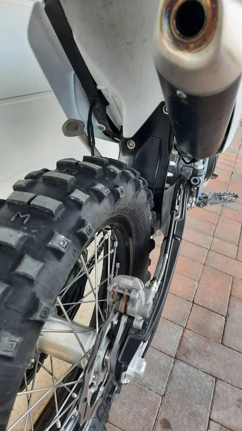 Husqvarna FE 350 (2022) (6)