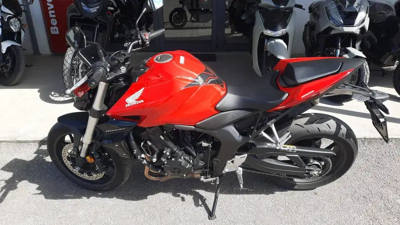 Honda CB 1000 Hornet (2025 - 26)